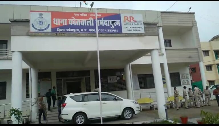 दिनदहाड़े हुए गोलीकांड का पुलिस ने किया खुलासा